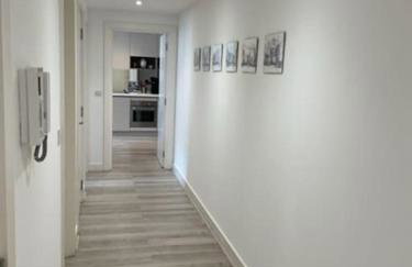 2-bed 2-bath Greenwich Apartment with balcony & lift - Photo 59