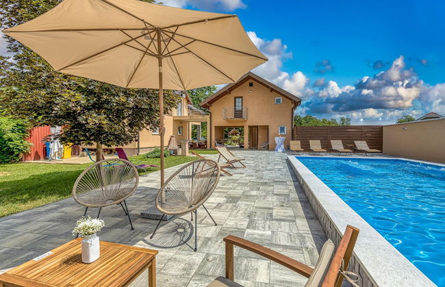 Pool House Klara With Sauna - Photo 22