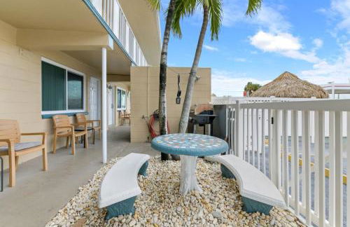 Tropic Breeze Unit 12 Madeira Beach Second Floor - Foto 19