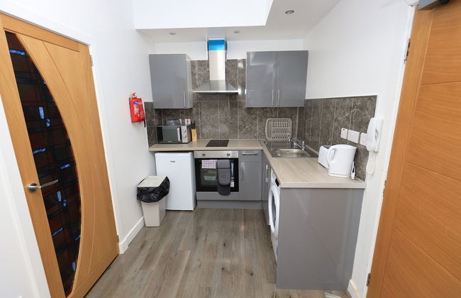 VR Apartments - Photo 53