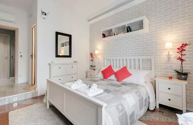 Moonlight Inn Guest House - Photo 5