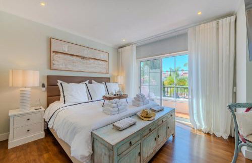 5 star Luxury Palmview apartment with large terrace and communal pool - Foto 2