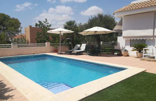 Chalet con dos apartamentos - Foto 14