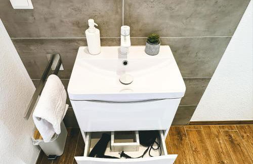 NEU Life&Work 2-4-Betten mit Stehschreibtisch am Uni-Klinikum - Foto 23