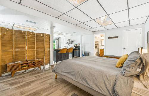 Romantic Garden Studio - 1BR - Indoor Fireplace - Foto 5