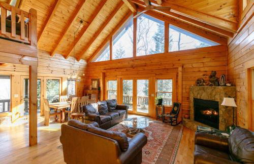 Unique Mountain Cabin Retreat with Hot Tub and View - Foto 1