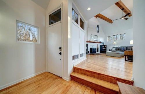 Exclusive Wooded Chalet w Magnificent River Views - Foto 6