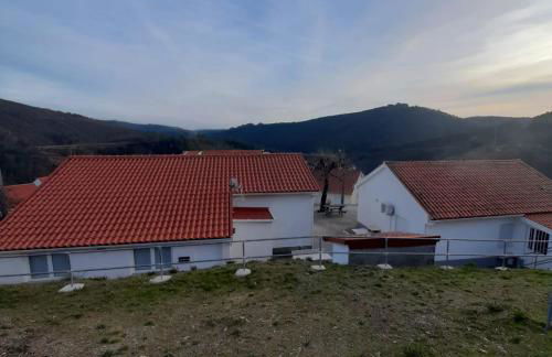 Casas da Escola - "Casa da Professora" - Meãs - Foto 47