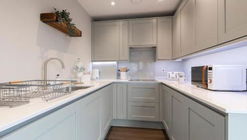 Elliot Oliver - Stunning Three Bedroom Penthouse With Large Terrace & Parking - Foto 4, stove, dishwasher, pet friendly, toaster, minibar