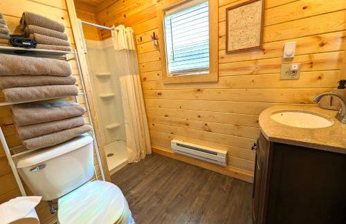 Yellowstone's Treasure Cabins - Foto 76