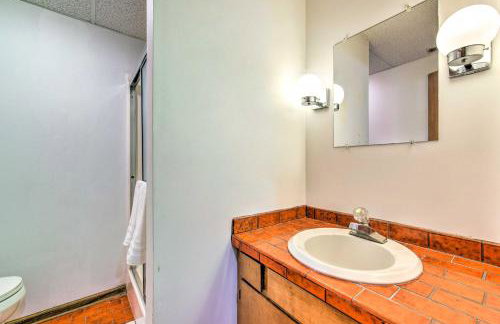 Quaint Lake Norman Home with Boat Dock and Grill! - Foto 24