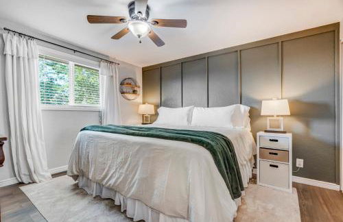 Family Friendly Getaway-4BR-Playset-Trampoline - Foto 3