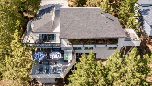 Big Sky by AvantStay Mountain Home w Great Views Hot Tub Al Fresco Dining - Foto 2, Other