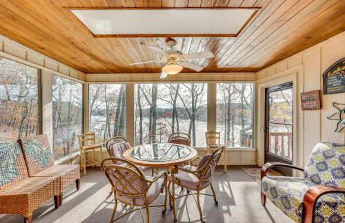 Lakefront Hot Springs Village Home with Private Dock - Foto 9