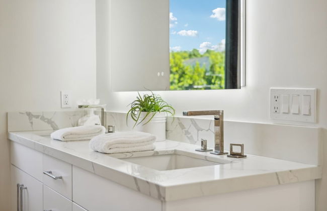 Curson Modern - Photo 25