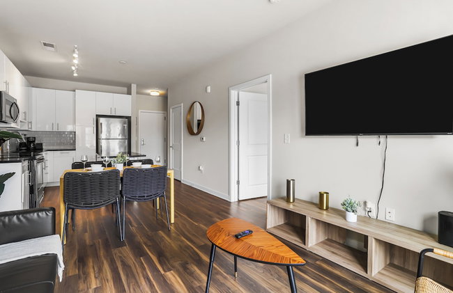Huntington Apartments near Huntington Metro - We Host - Photo 49