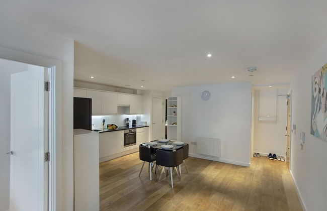 2-bed Apartment, Sleeps 4, Free Parking - Foto 6