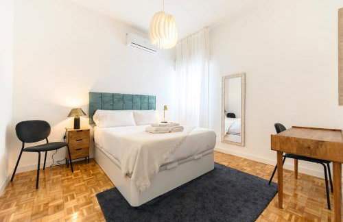 AZA14 - Amplio Piso de 3 dormitorios, 2 baños y terraza, en Chamartín, Madrid - Foto 6
