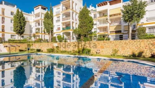 Luxurious apartment close to Puerto Banus - Photo 2