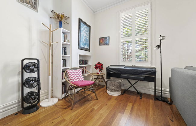 Light Filled Charming Townhouse - Foto 10