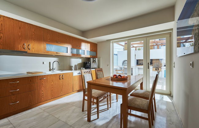 Rodo Seafront Villa with private pool - Photo 15