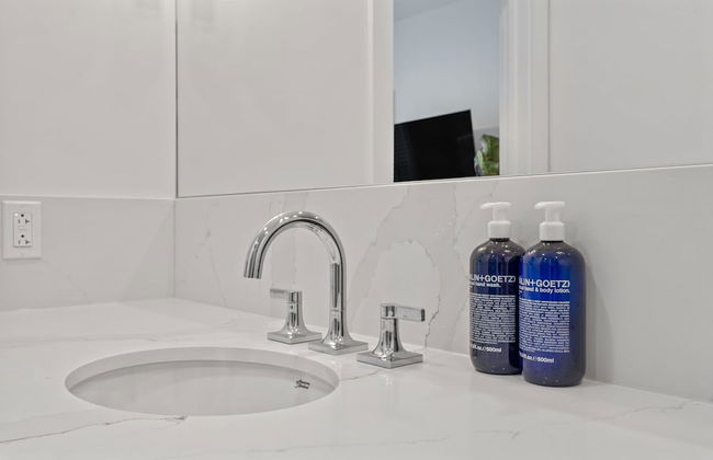 The Continental, powered by Placemakr - Downtown - Market Square - Photo 75