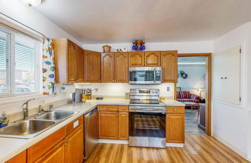 Families with Dogs! Alaskan Basecamp Near Mountains - Photo 5