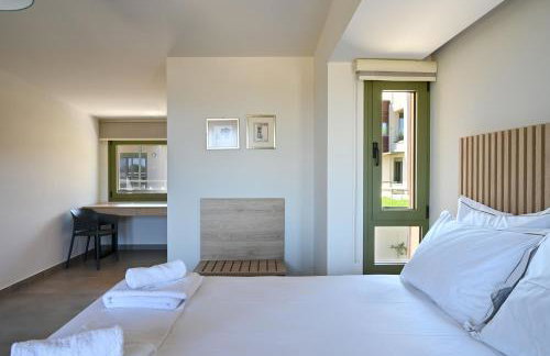 Montamar Olympus Villas - Photo 6