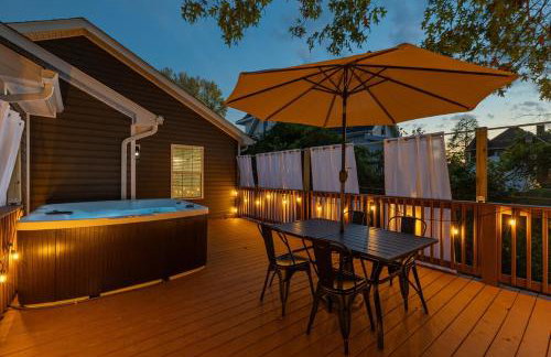 The Luxe Hot Tub Playground 12 Min to Horse Park - Foto 38