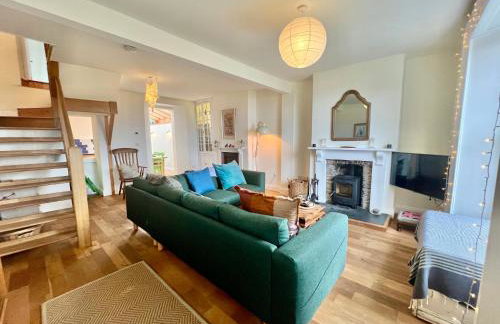 3 bedroom stunning house with garden and amazing sea views - Foto 5