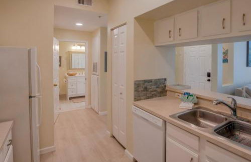 WFH Away from Home! FREE Wi-Fi and Parking, 4mi to Clearwater Beach - Foto 13