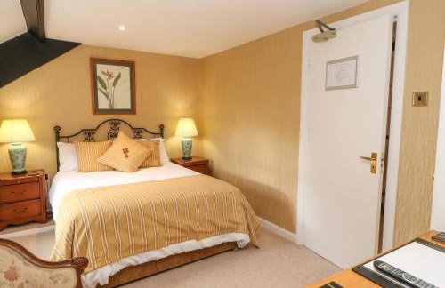 Horsley Hall - Photo 27