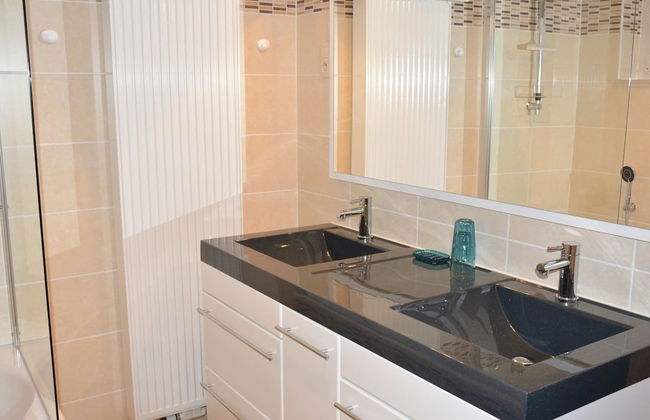 A Villa Between the Town Centre and the Forest - Foto 13