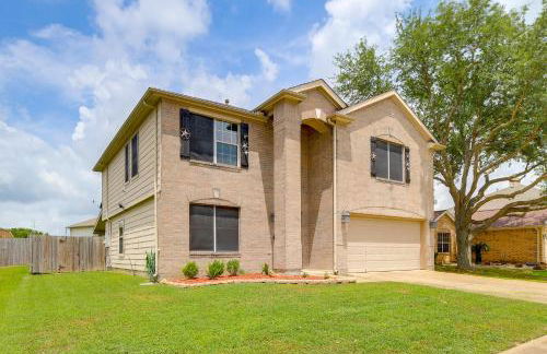 7 Mi to Downtown Baytown Spacious Home with Yard - Foto 2