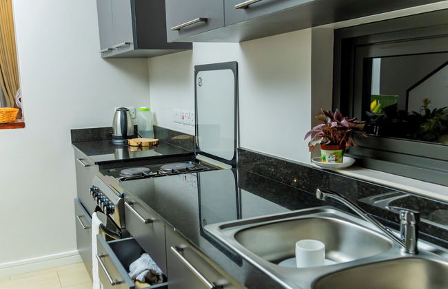 Greenleaf Residence - Photo 7