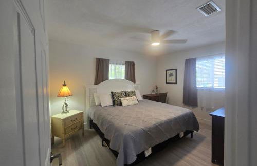 An Island Getaway at Palm Tree Villas - Photo 78