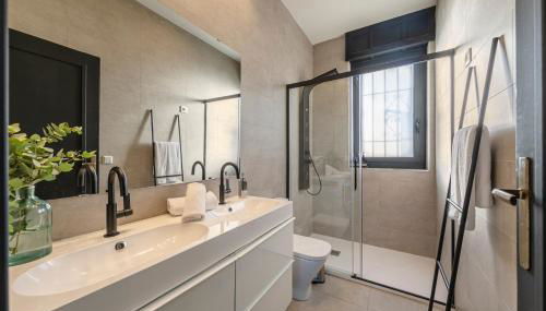 ISG Apartments Cathedral Sunrise Private Pool - Foto 4, towels, Shower