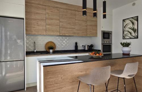 Thai Beach Residencial E, Private jacuzzi, Sea View, Rooftop, 50m to the beach - Foto 7