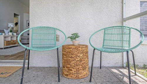 Newly Renovated 4BR 2B Riverview Oasis with King - Photo 4