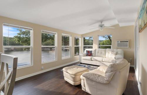 Pet-Friendly Home, Great Dock, Waterfront, Lake Views, Boat Slip - Foto 3