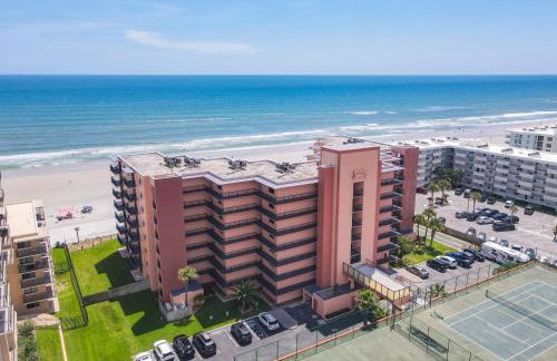 Oceanfront Sunrise Overlooking Pool Walk to shopping dining Sunrise 805 - Foto 24