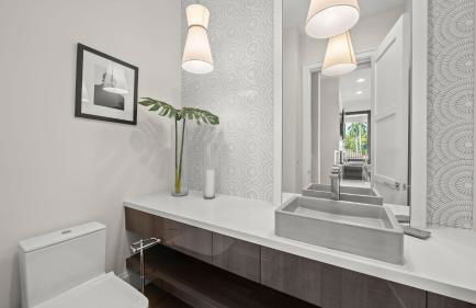 Waterfront Luxury Estate with Private Dock Lighthouse Point - Foto 59