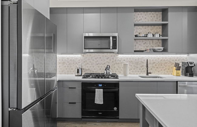 Placemakr Cathedral Heights - Photo 54