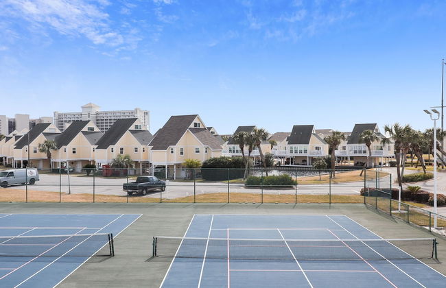 SPC 4133 Beautiful Tennis Court 2 bedroom with free beach set up for 2 by RedAwning - Foto 29