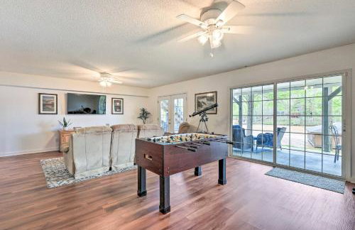 Lakefront Eatonton Home Boat Dock and Fire Pit - Foto 27