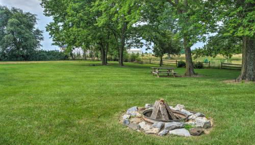 Renovated Farmhouse w Mountain Views and Fire Pit - Foto 3, Other