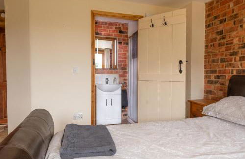 Mill Cottage 2 - Ash Farm Cotswolds - Photo 6