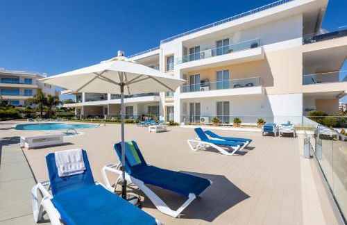 CoolHouses Algarve Lagos, 3 Bed modern Flat, outdoor & Indoor pools, Gym, Amor à Vida - Foto 31