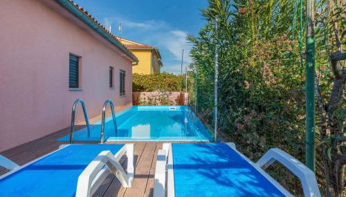 Holiday home in Fazana - Fazana (Region) 53388 - Foto 1, sunbed