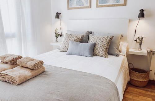 Aires de Montecerrao, plaza de garaje y WIFI gratis - Foto 1